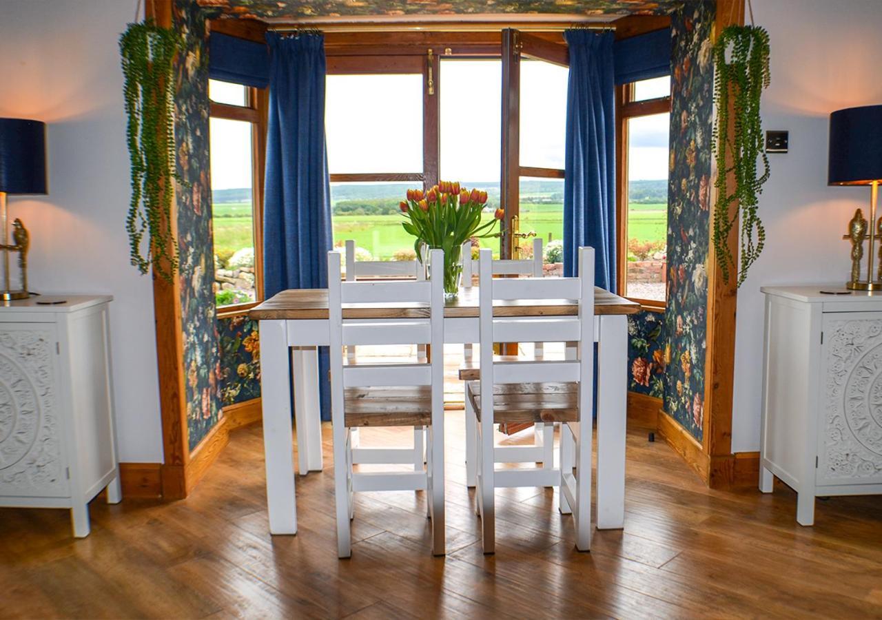 The Tower, Moray Firth Holiday Home Kinloss Экстерьер фото